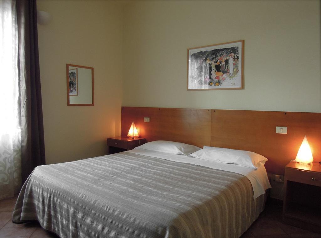 Il Vecchio Mulino Hotel Volterra Room photo